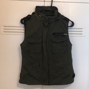 BDG army green jacket